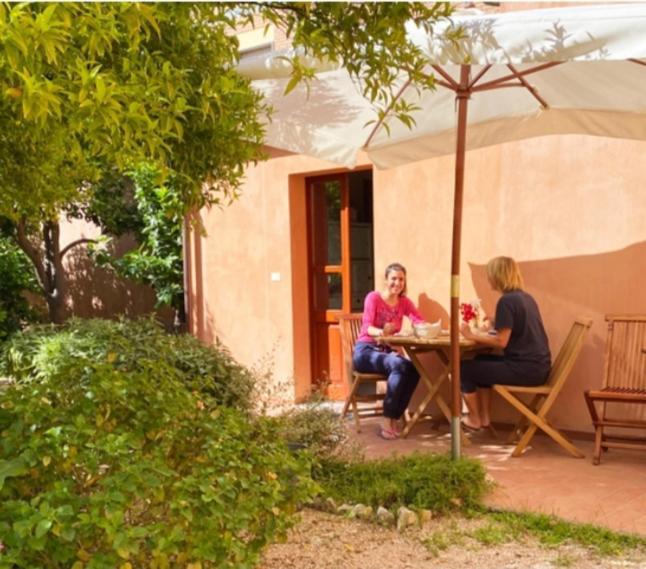 Bed and Breakfast Oasi Ottocento Quartu SantʼElena Exterior foto