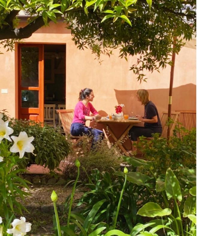 Bed and Breakfast Oasi Ottocento Quartu SantʼElena Exterior foto