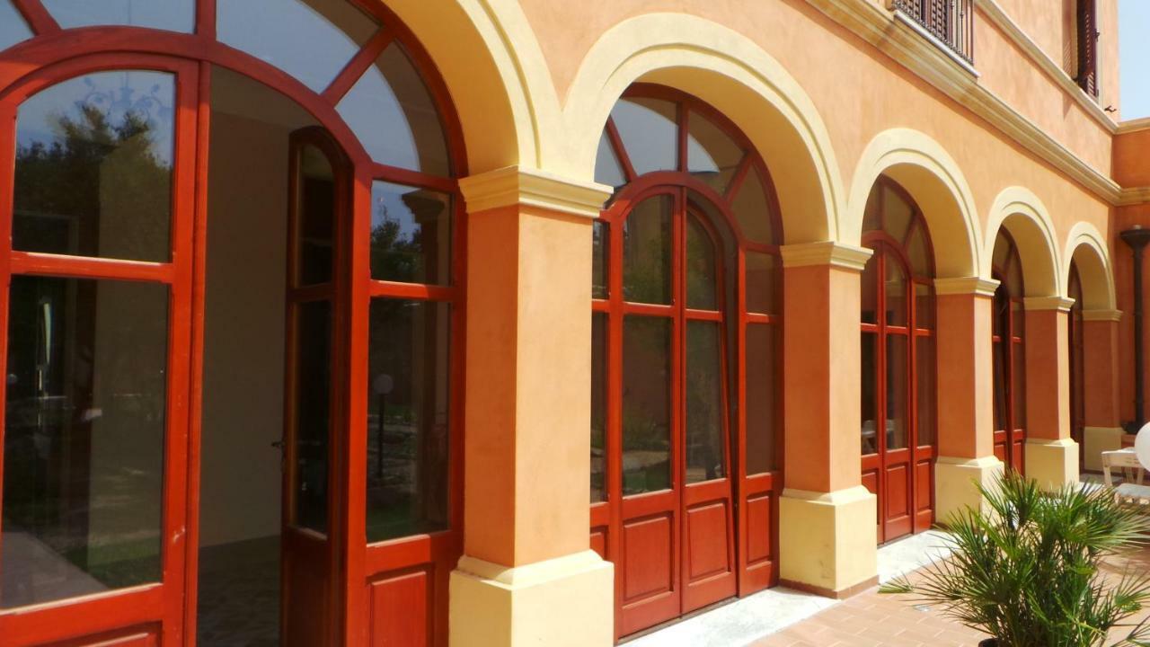 Bed and Breakfast Oasi Ottocento Quartu SantʼElena Exterior foto